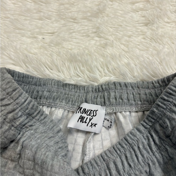 Princess Polly Arabella Grey Shorts - Picture 3 of 4